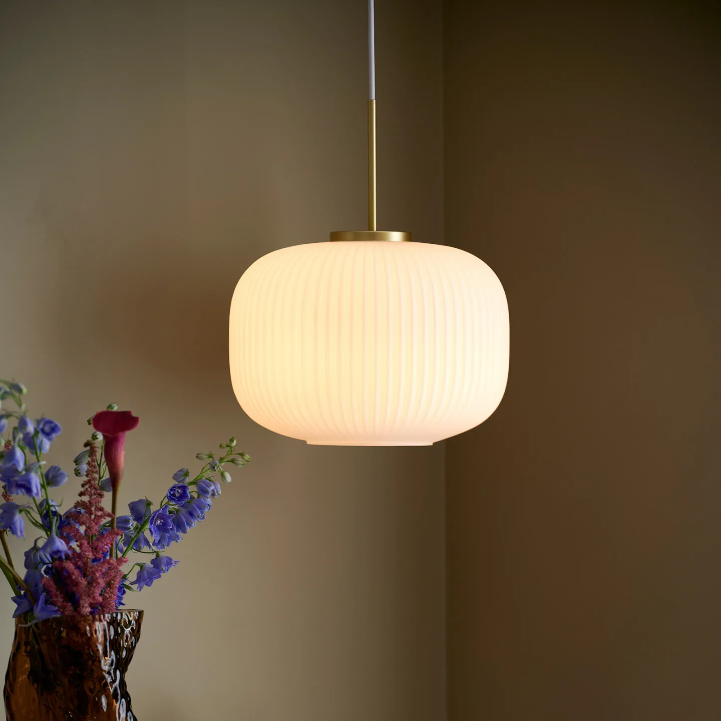 Milford 30 Taklampa Opal/White - Nordlux - Vardagsrum - Glas - Med en ljuskälla