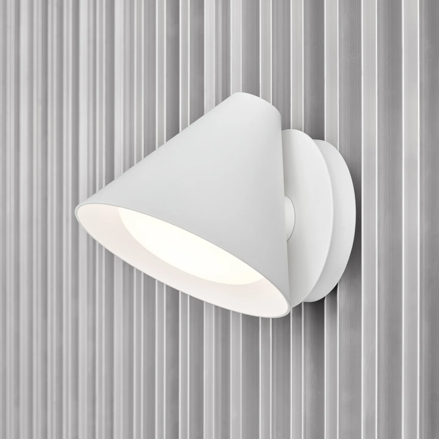 Keglen 175 LED Wandleuchte Dim-to-Warm White - Louis Poulsen - Wohnzimmer - Design - Metall - Einflammig