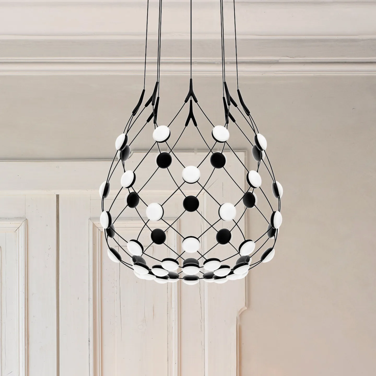 Mesh Pendelleuchte Ø55XH55 1m Phase Black - Luceplan - Wohnzimmer - Modern - Metall - Mehrflammig