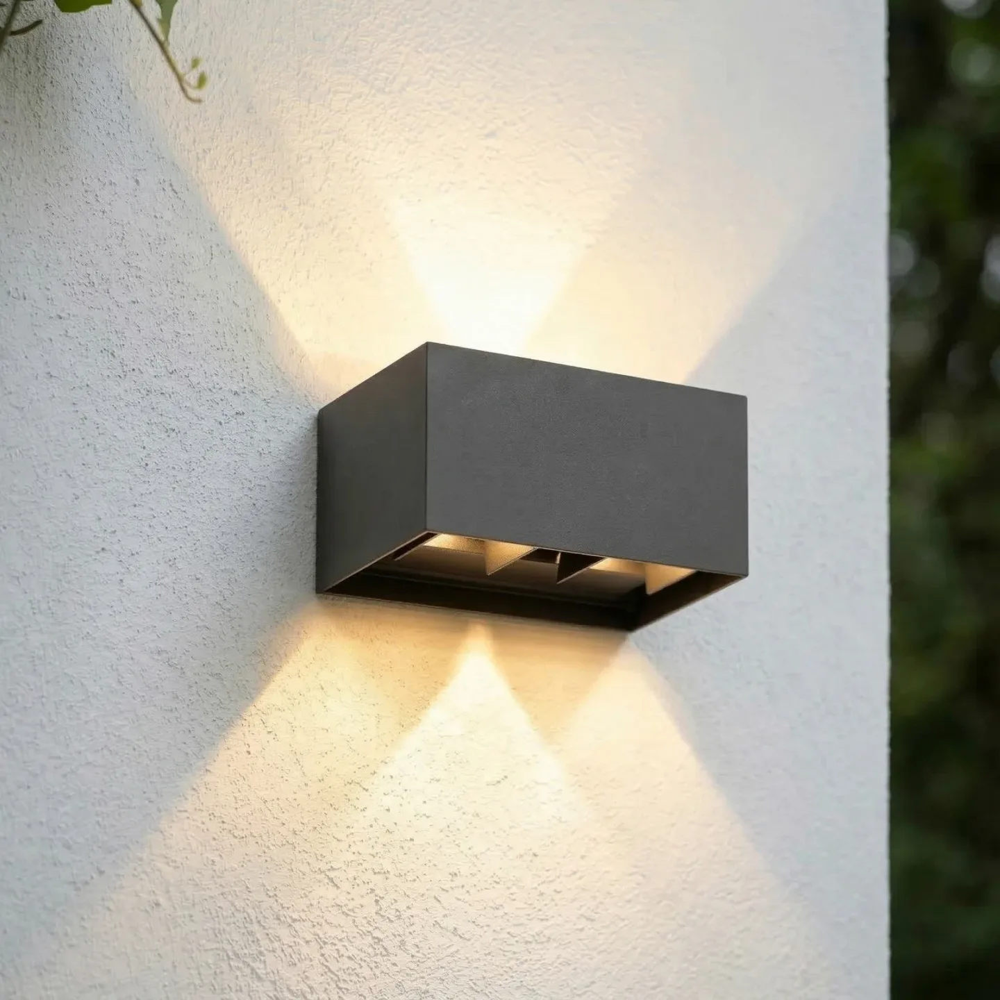 Nivar LED-Außenwandlampe, schwarz, 4fl, 20cm, IP54 - Lindby - Terrasse - Modern - Aluminium - Eckig