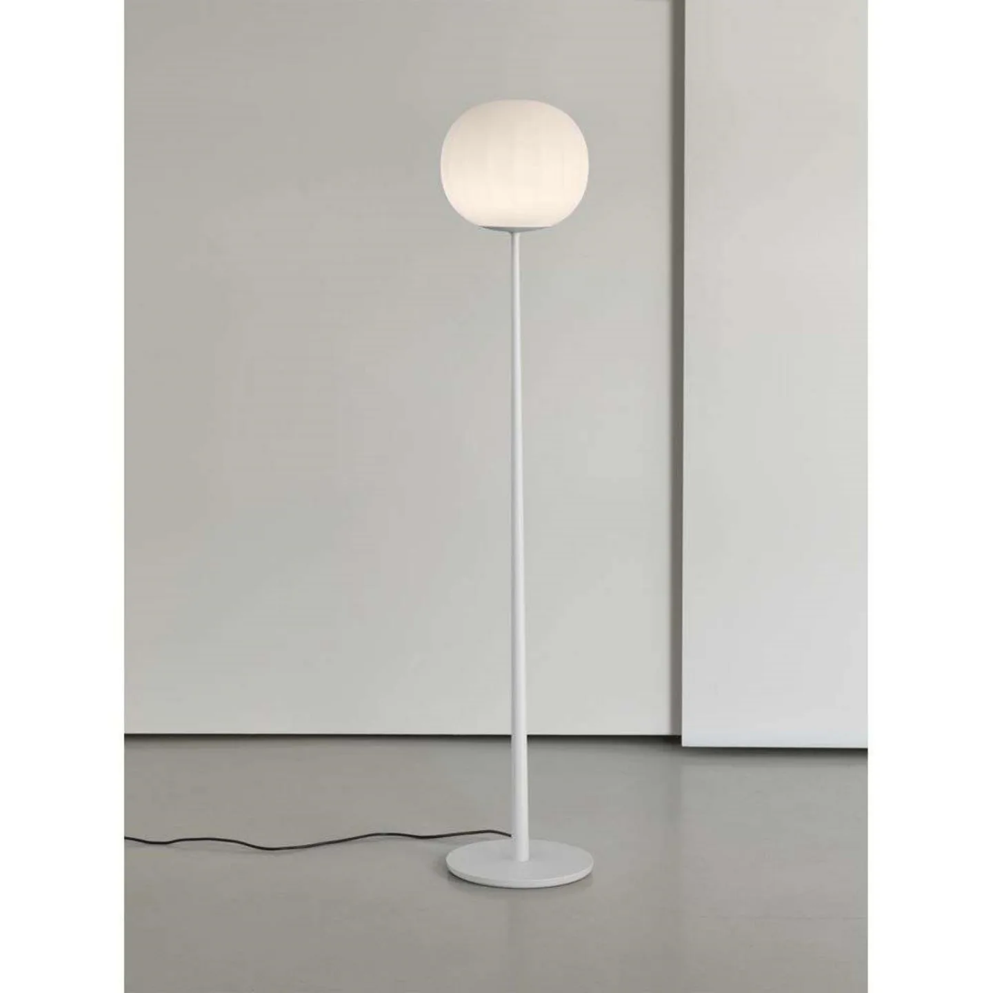 Lita Golvlampa Ø42 White - Luceplan - Vardagsrum - Glas