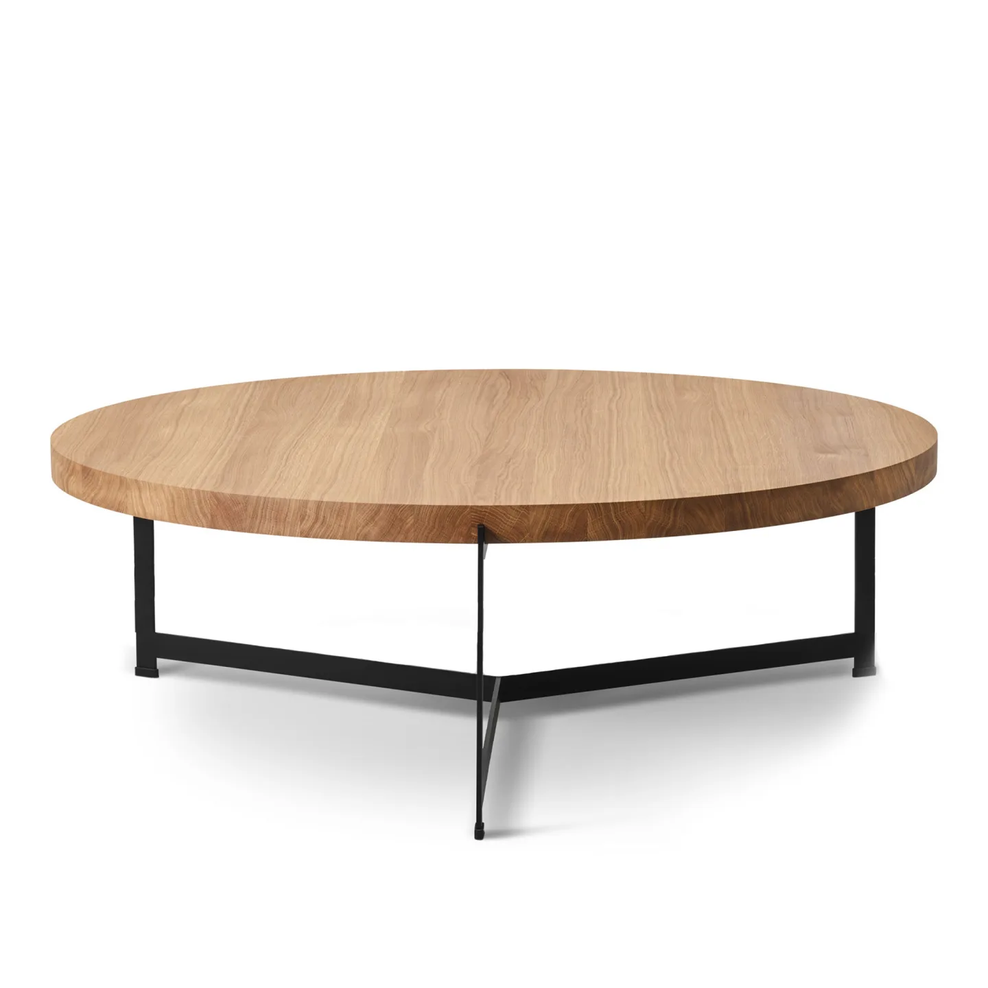 Dk3 - Plateau Coffee Table - Ø 80 cm - Höjd 35 cm, Skiva i Oljad ek, Underrede i Svart pulverlackerat stål - Soffbord - Søren Rose Studio - Träfärgad - Metall/Trä