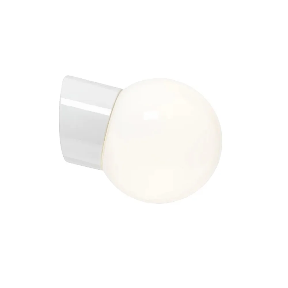 Ifö electric - Classic Glob Ø15 - Badrumslampa - Vit