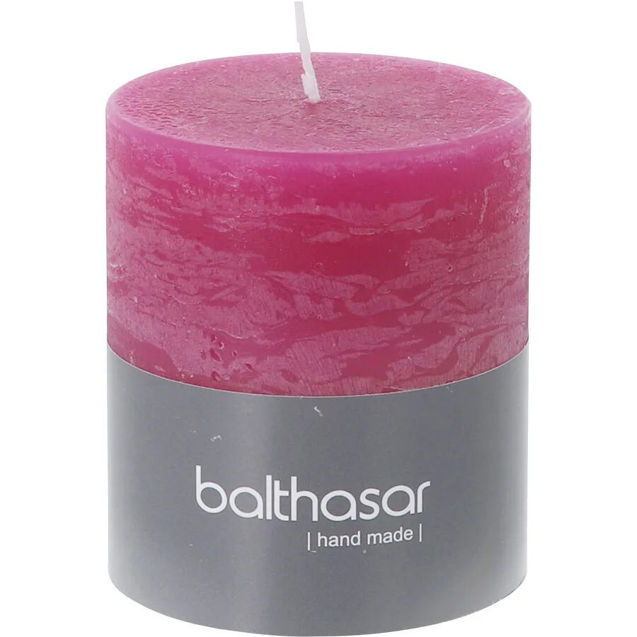 Balthasar Kerze Rustico Himbeere H8 cm D7 cm, Brenndauer 35h - Material: Wachs