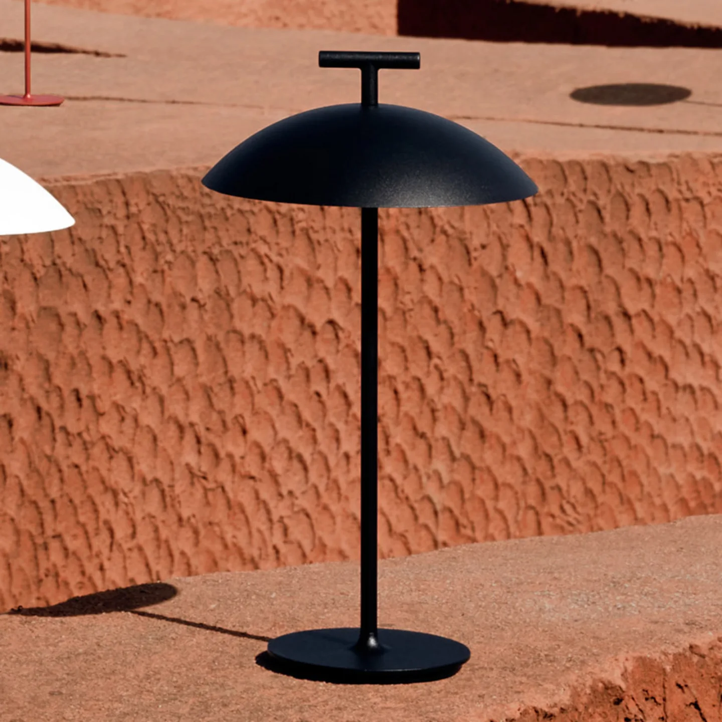 Mini Geen-A Tischleuchte Black - Kartell - Wohnzimmer - Design - Metall - Mit Schirm