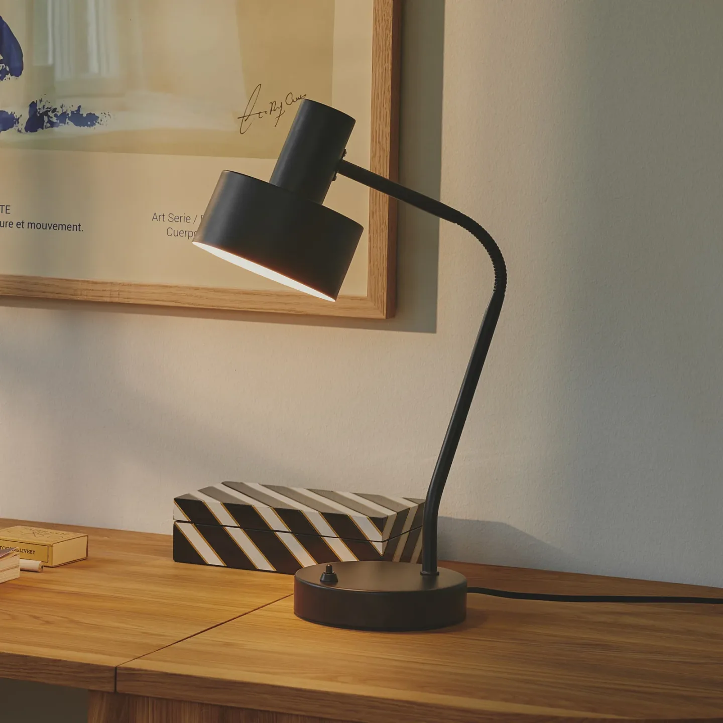 Matis Bordlampe Black - Nordlux - Arbeidsrom / kontor - Metall - Med en lyskilde