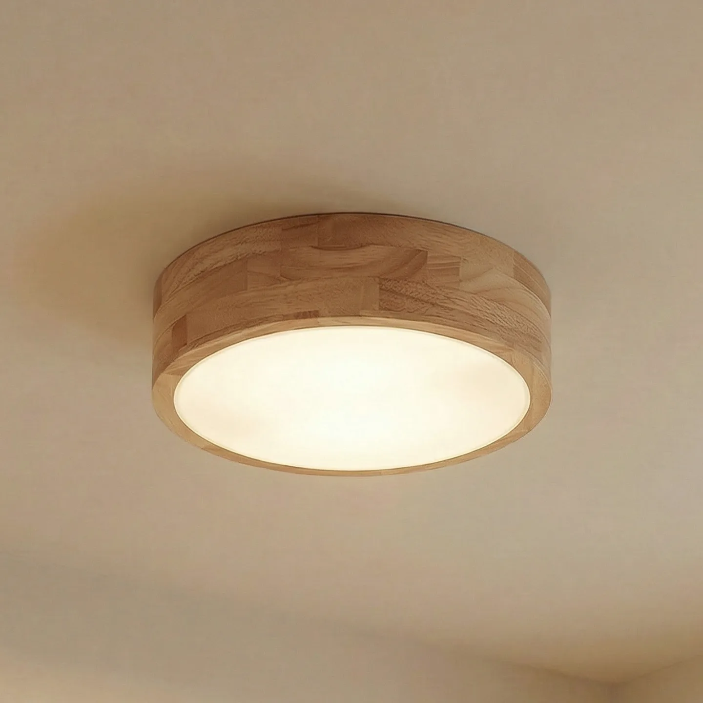 Tanju Deckenlampe, Ø30 cm, 2-flg., Kautschukholz - Lindby - Wohnzimmer - Landhaus / Rustikal - Rund