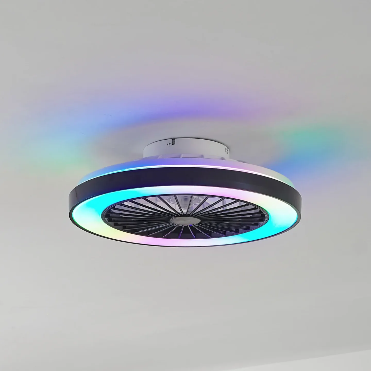 Teleo LED Loftventilator Sort - Lindby - Stue - Moderne - Plastik