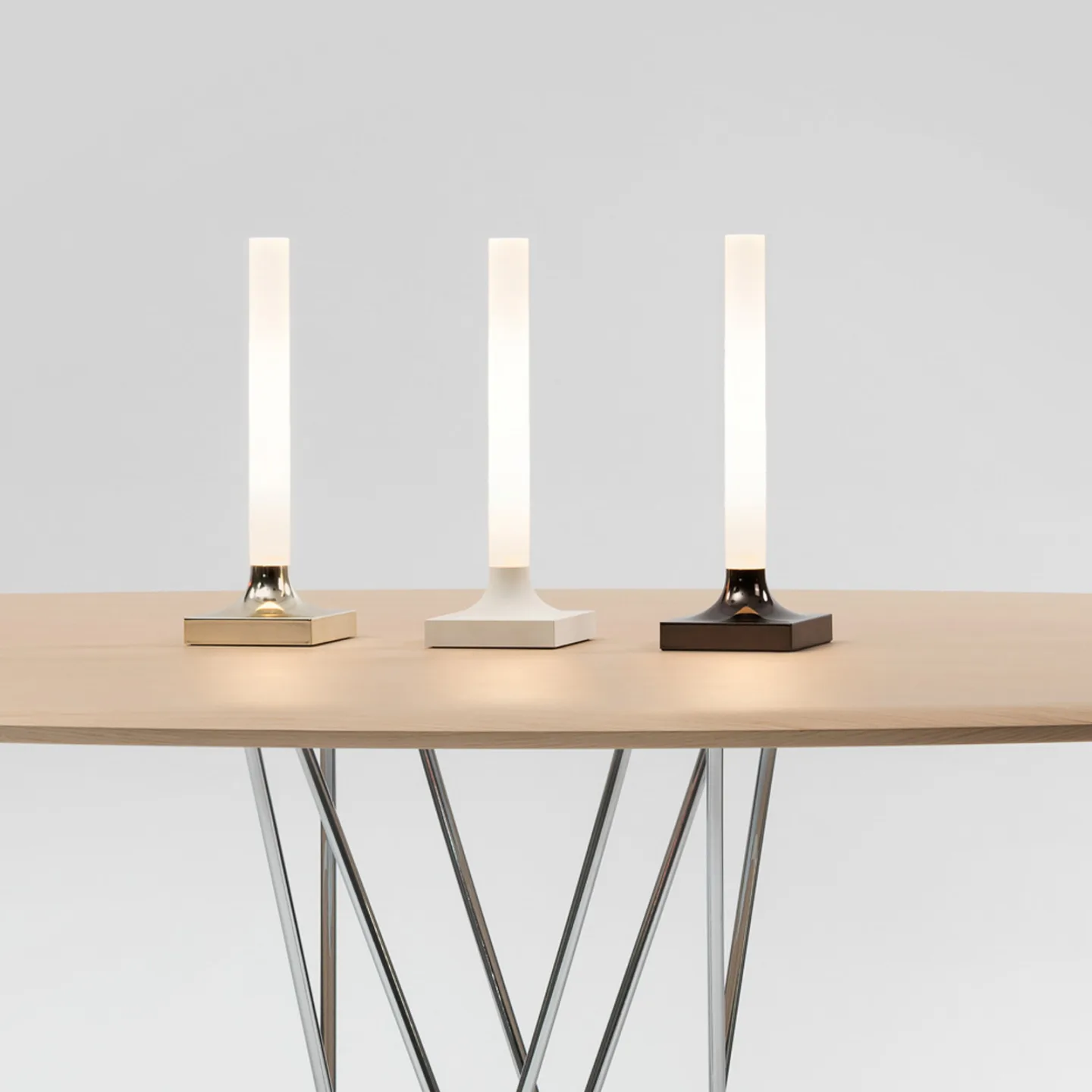 Goodnight Battery Bordslampa White - Kartell - Vardagsrum - Design - Plast