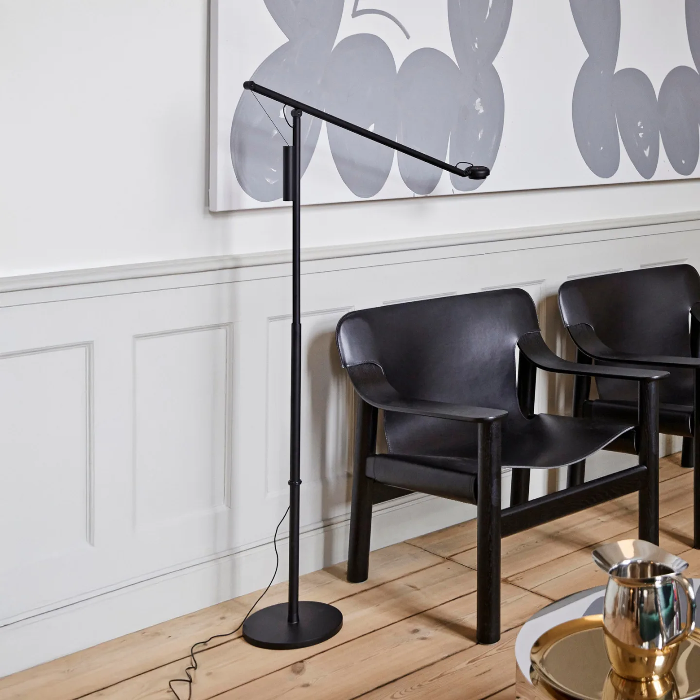 Fifty-Fifty LED-Stehlampe, schwarz, Höhe 135 cm, dim.- HAY - Wohnzimmer - Design - Aluminium - Einflammig