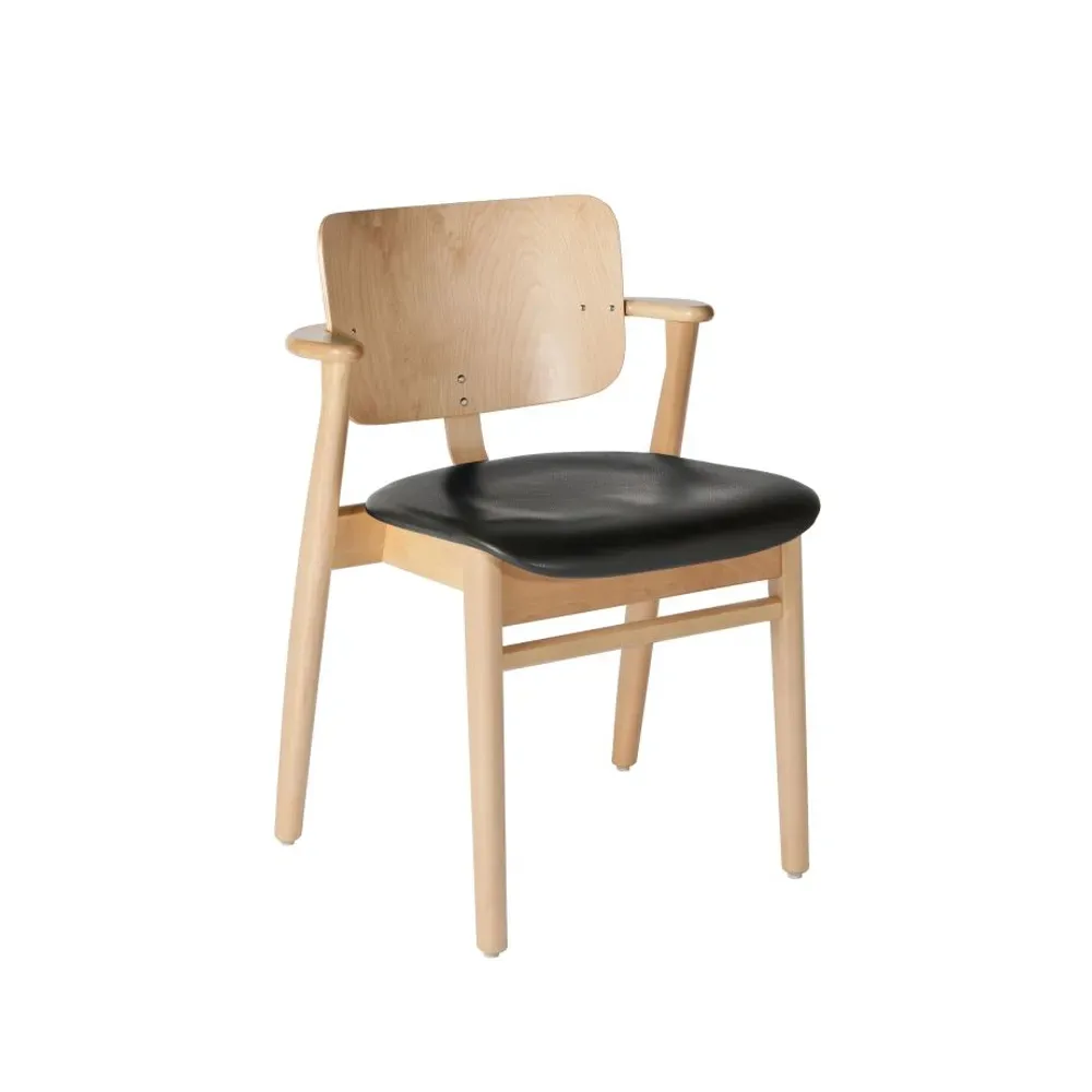 Artek Domus stol Prestige svart-björkstativ