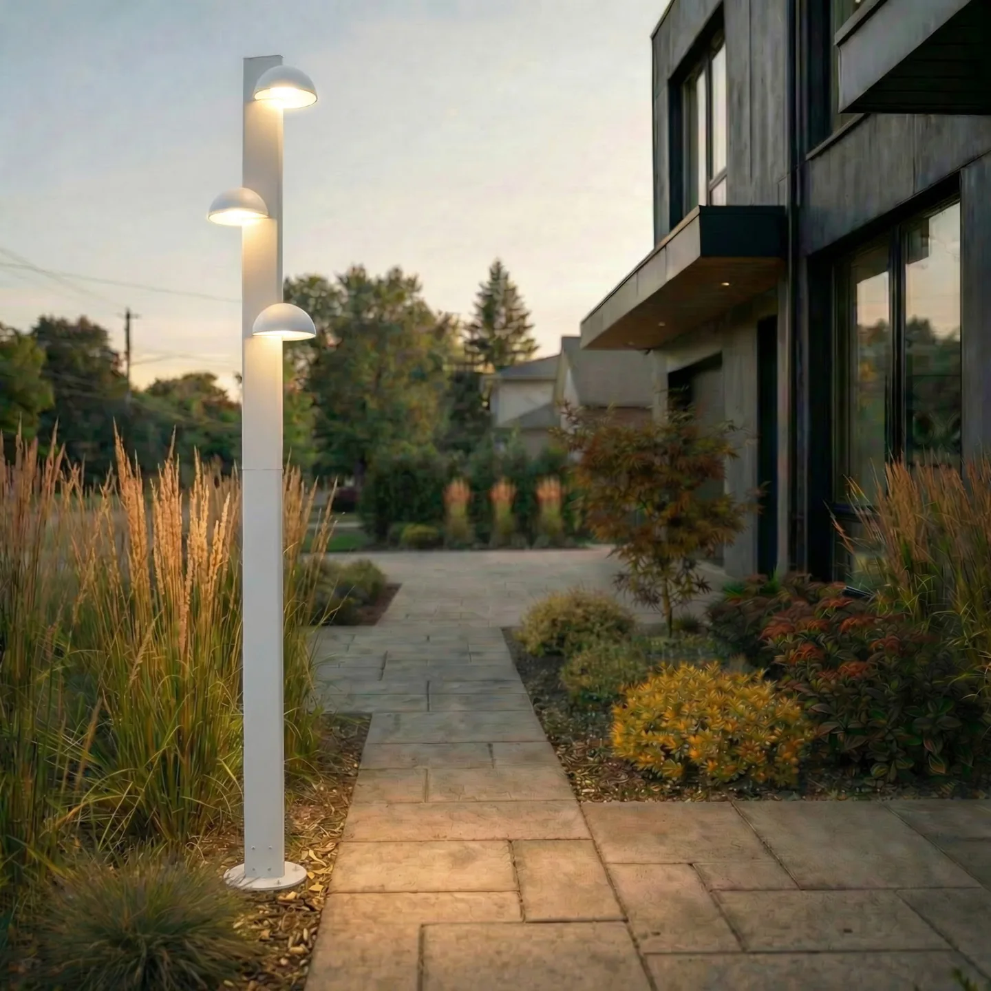 Velira LED-udendørslampe, 3 lyskilder, 220 cm, IP44, lysegrå, metal - Lucande - Moderne - Med flere lyskilder