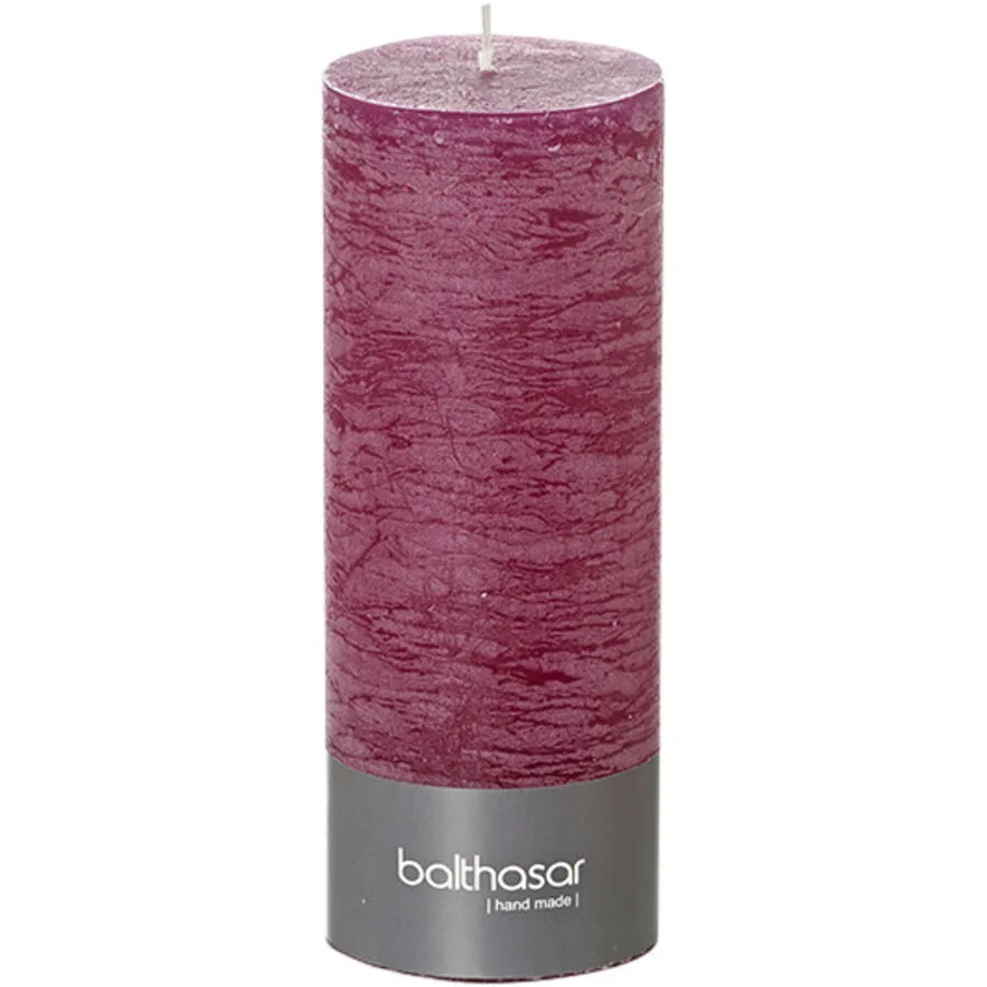 Balthasar Kerze Rustico Himbeere H18 cm D7 cm, Brenndauer 85h - Material: Wachs
