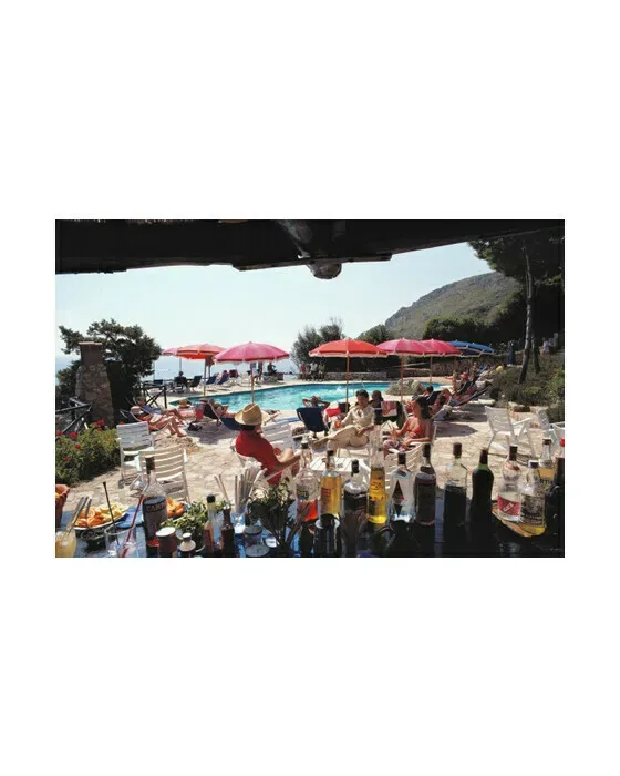 Poolside Bar