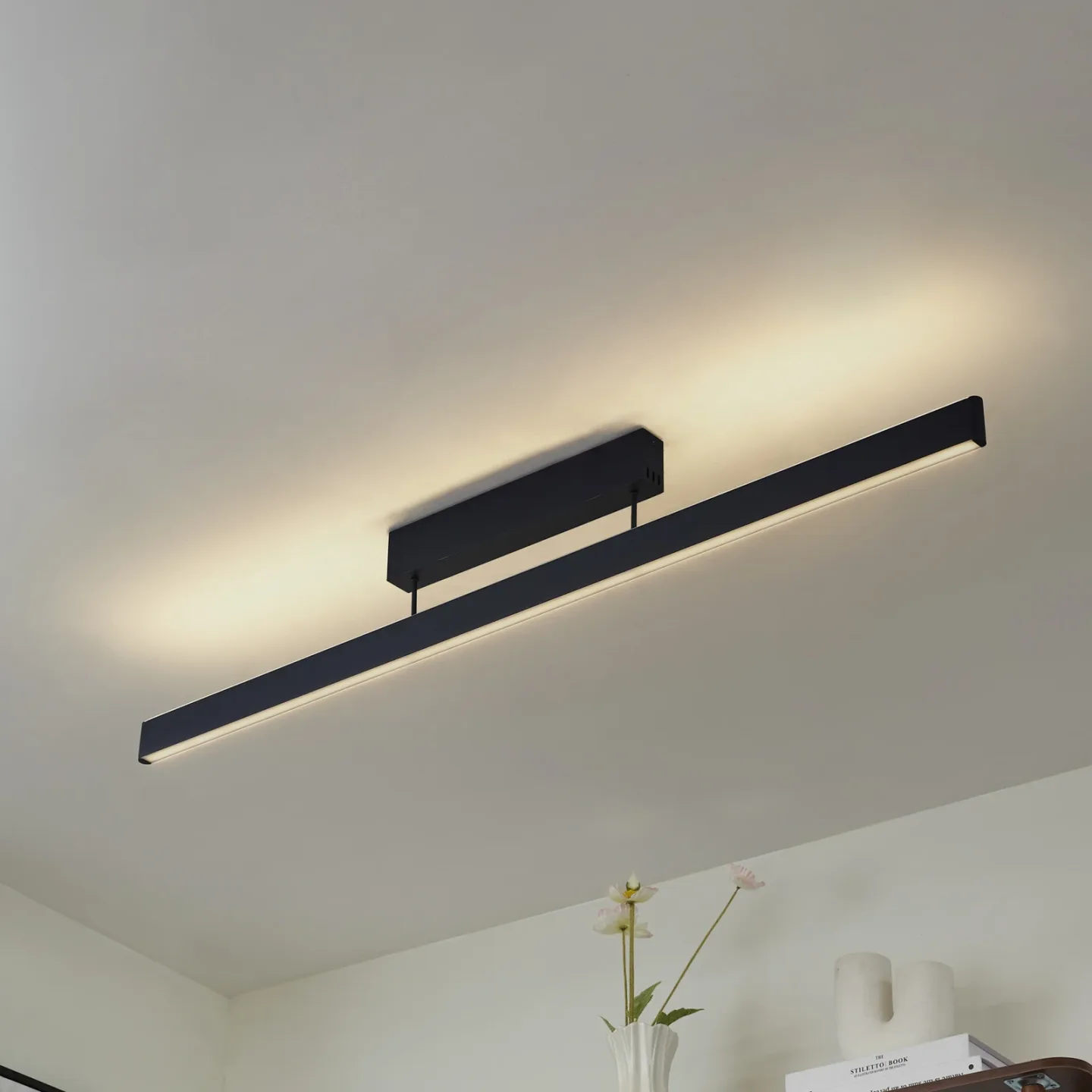 Mylosh Smart LED-taklampa, CCT, Tuya, svart - Lucande - Matsal - Modern - Aluminium - Linjär