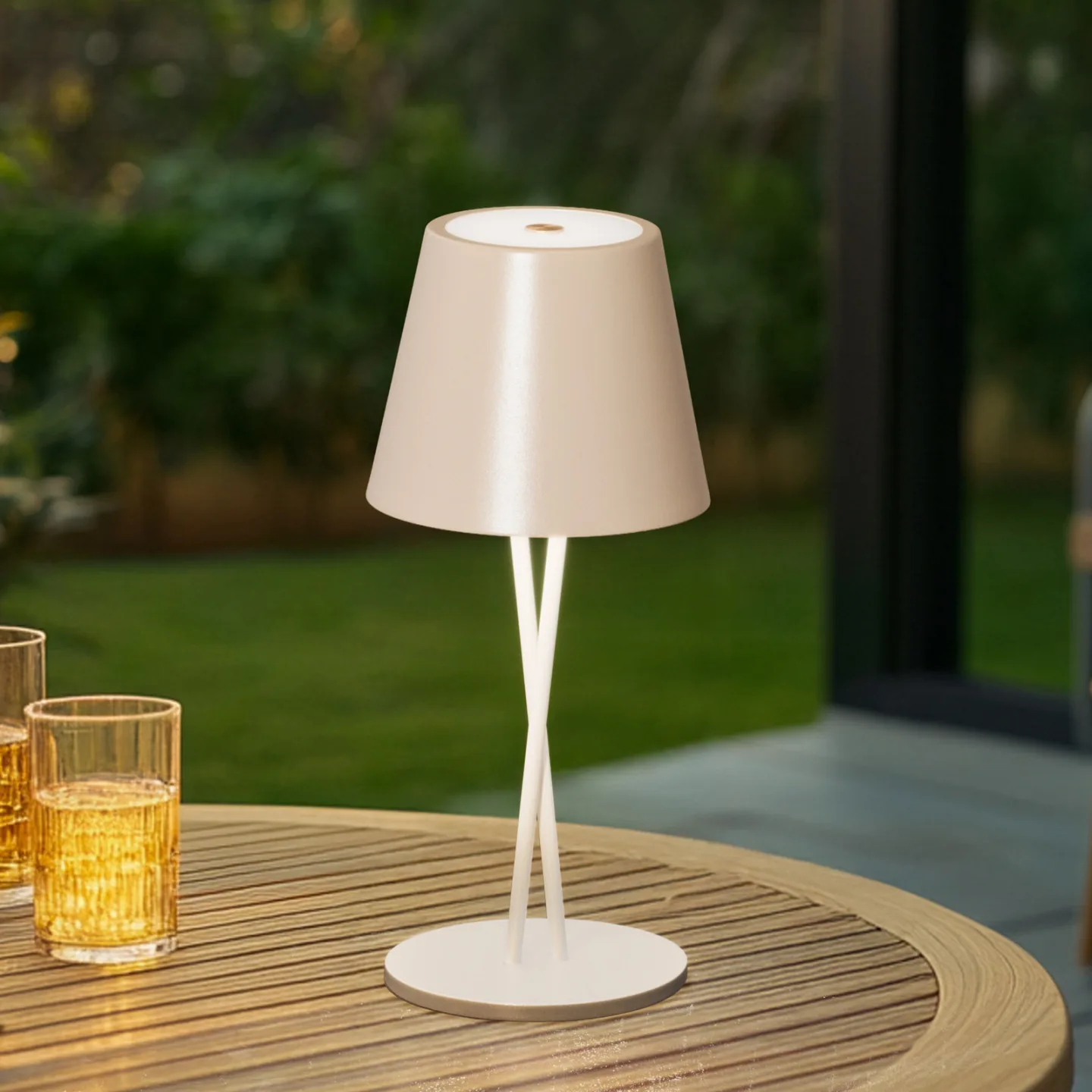 Janea Cross Portable Tischleuchte Dim. IP54 Beige - Lindby - Terrasse - Modern - Metall - Einflammig
