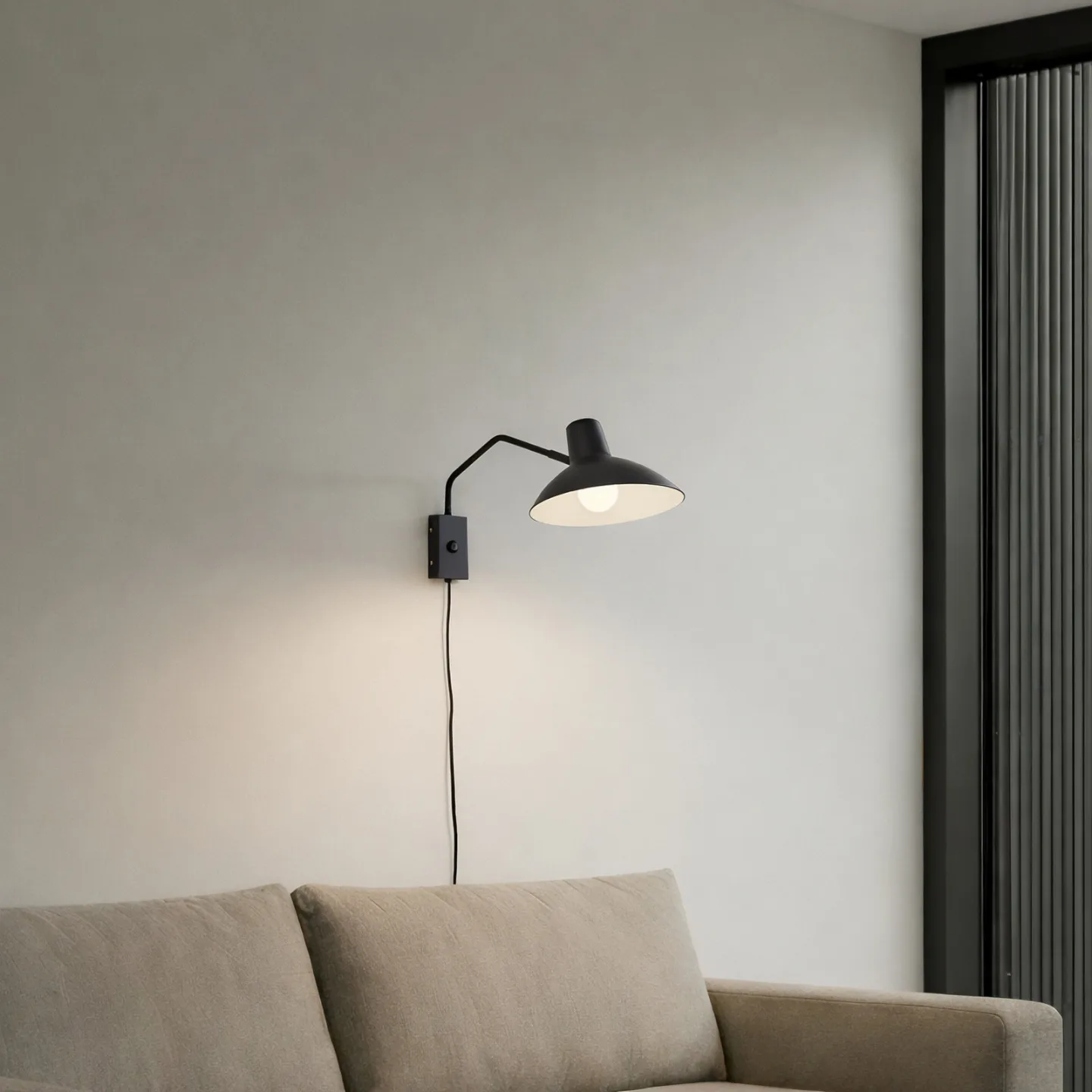 Adrik Wandleuchte Schwarz - Lindby - Wohnzimmer - Modern - Metall - Mit Schirm