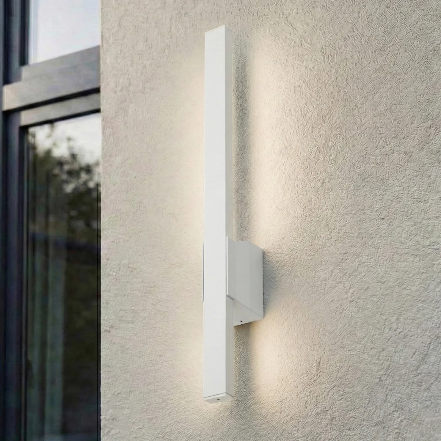 Sakari LED-Außenwandleuchte, Höhe 50 cm, Alu, weiß - Lindby - Terrasse - Modern - Aluminium - Einflammig