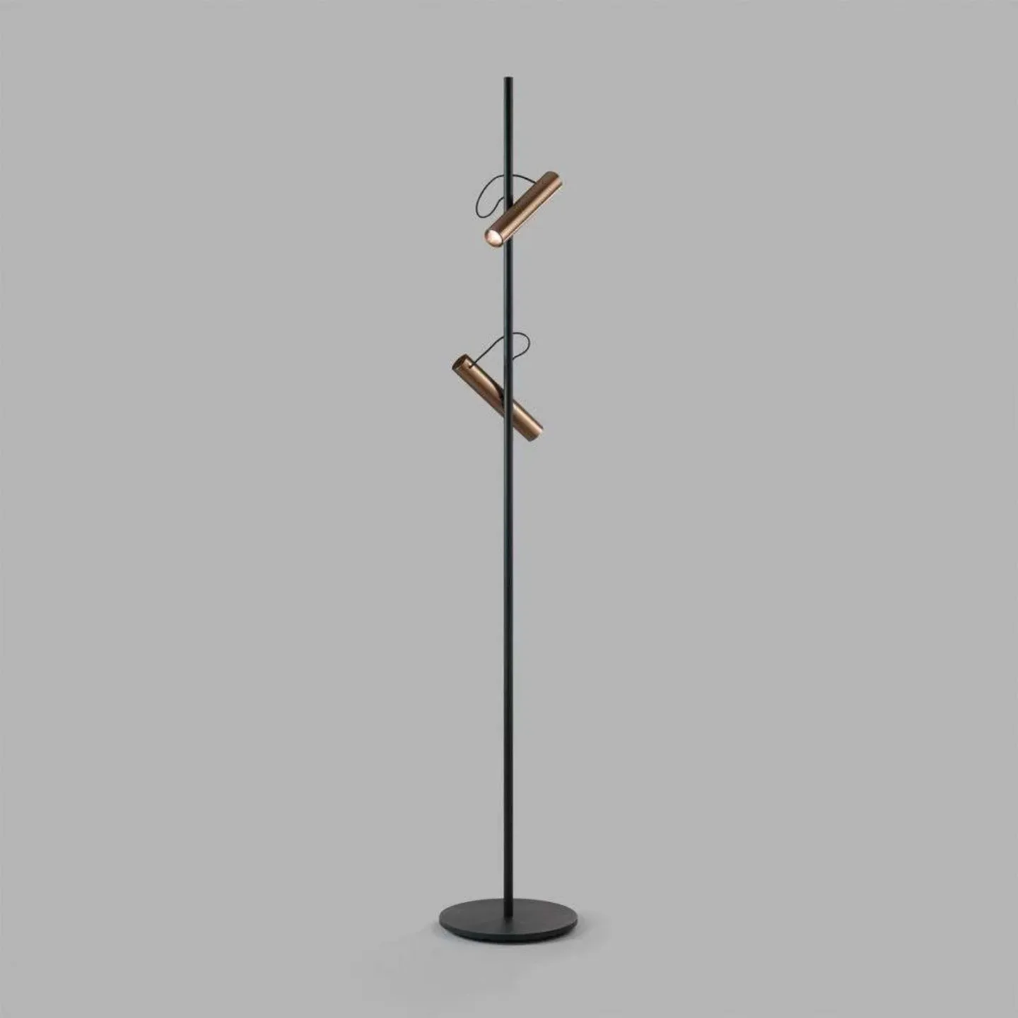 Spirit F1 Stehleuchte Dim. Rose Gold/Schwarz - LIGHT-POINT - Wohnzimmer - Aluminium