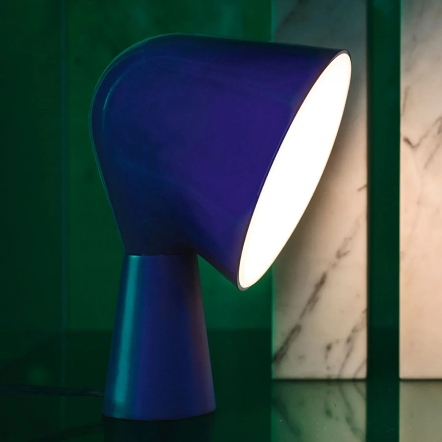 Foscarini Binic Tischleuchte blu