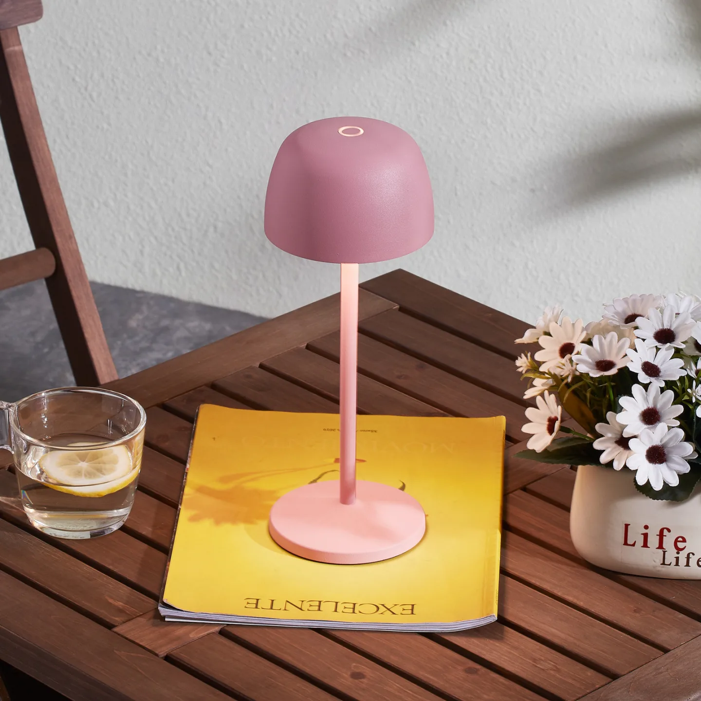 Arietty Portable Bordlampe Pink- Lindby - Stue - Moderne - Aluminium - Med skærm
