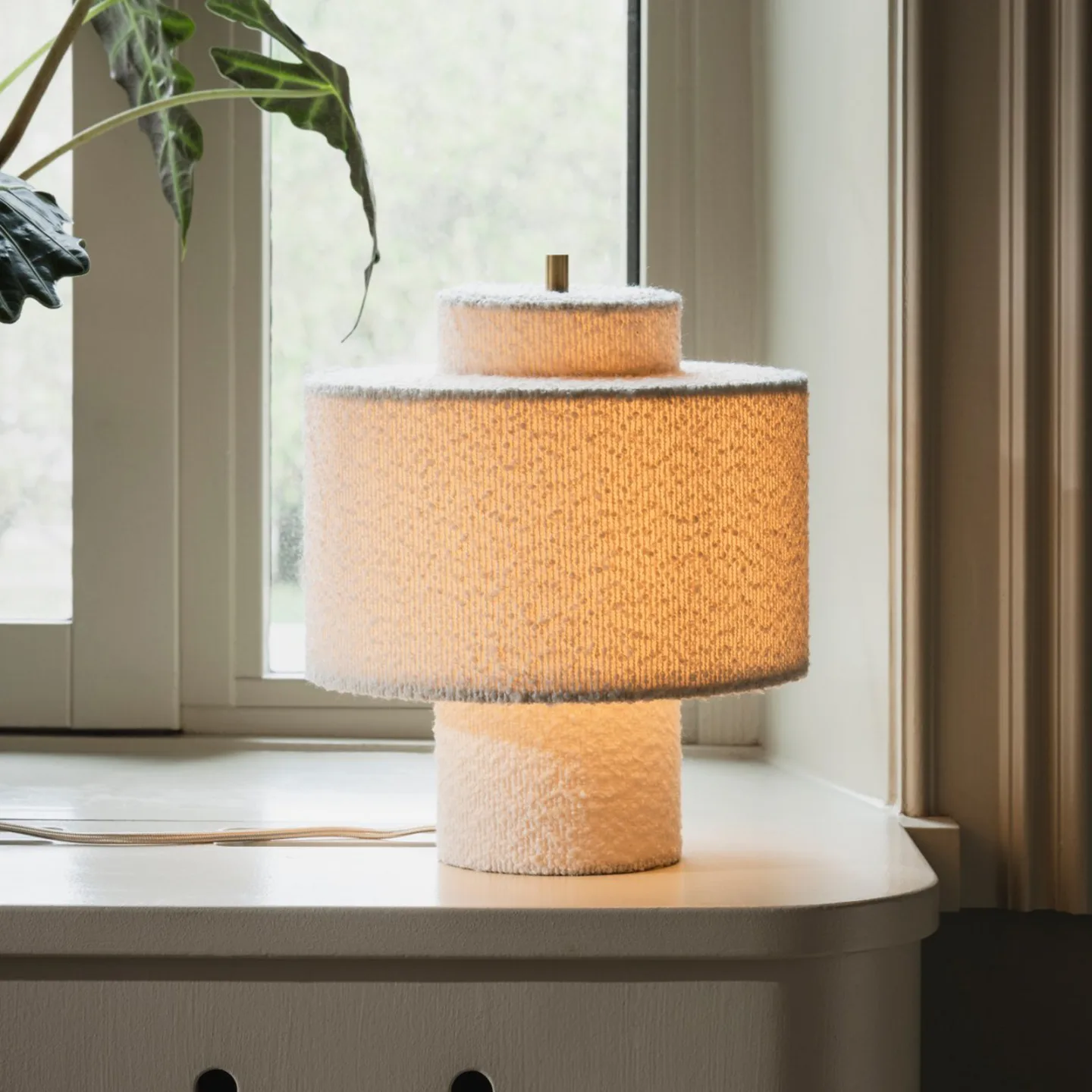 Noah bordlampe, hvid, højde 31 cm, tekstil - Globen Lighting - Stue - Design - Stof / tekstil - Med én lyskilde