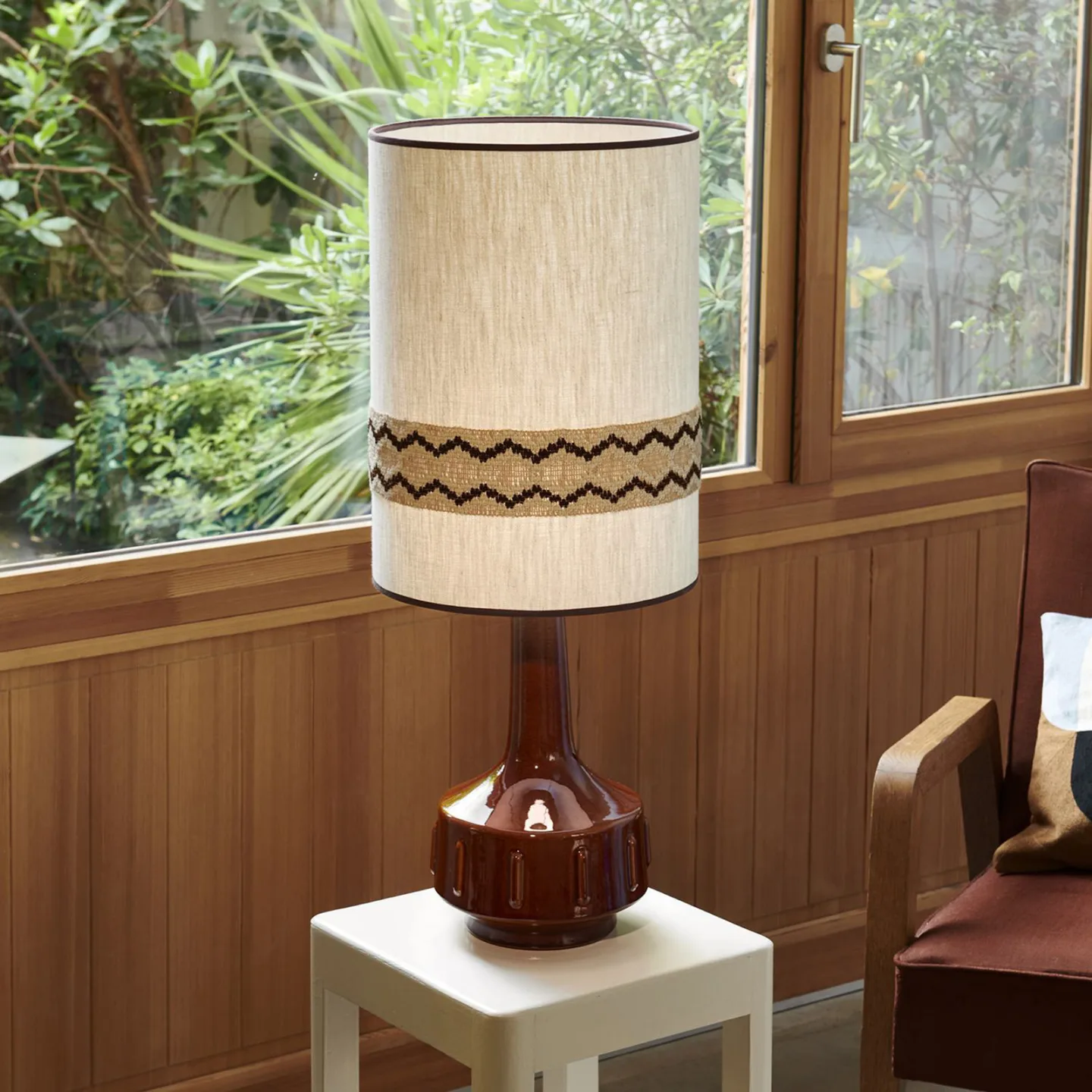 Jimmy bordlampe brun/beige kant Høyde 83 cm - MARKET SET - Stue - Keramikk - Med skjerm