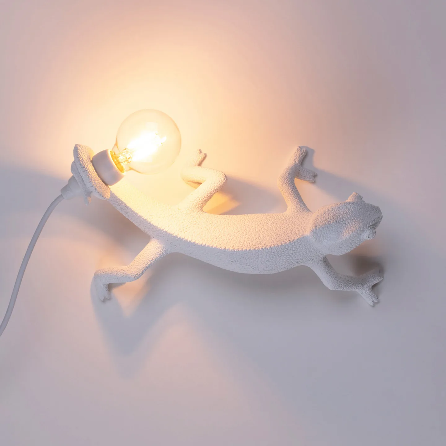 Chameleon Right-Going Down Wandleuchte Weiß - Seletti Chameleon Lamp Going Down - Wohnzimmer - Design - Kunststoff