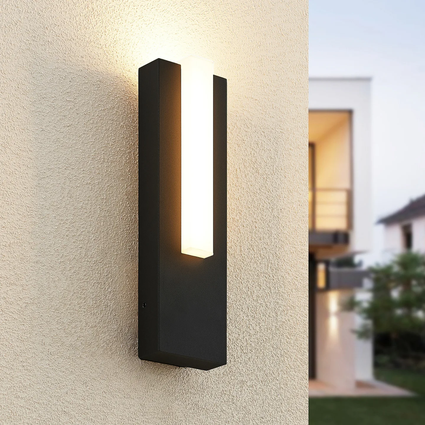 Virgalia Utendørs Vegglampe Graphite - Lucande - Balkong - Moderne - Aluminium - Kantet