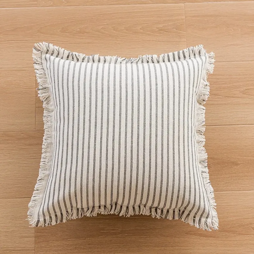 Putetrekk - Fringed (grå) (Størrelse: 30 x 50 cm)