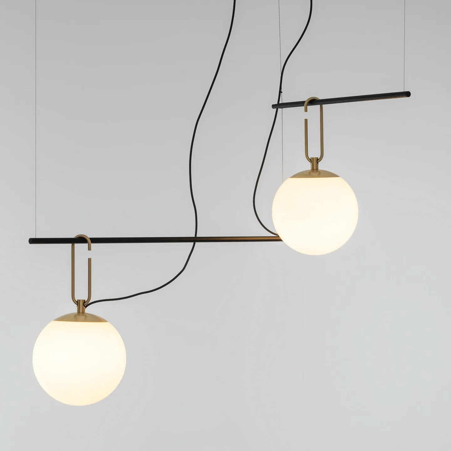 Nh S3 2 Bracci Pendel Black/Brass - Artemide - Stue - Design - Metal - Med flere lyskilder