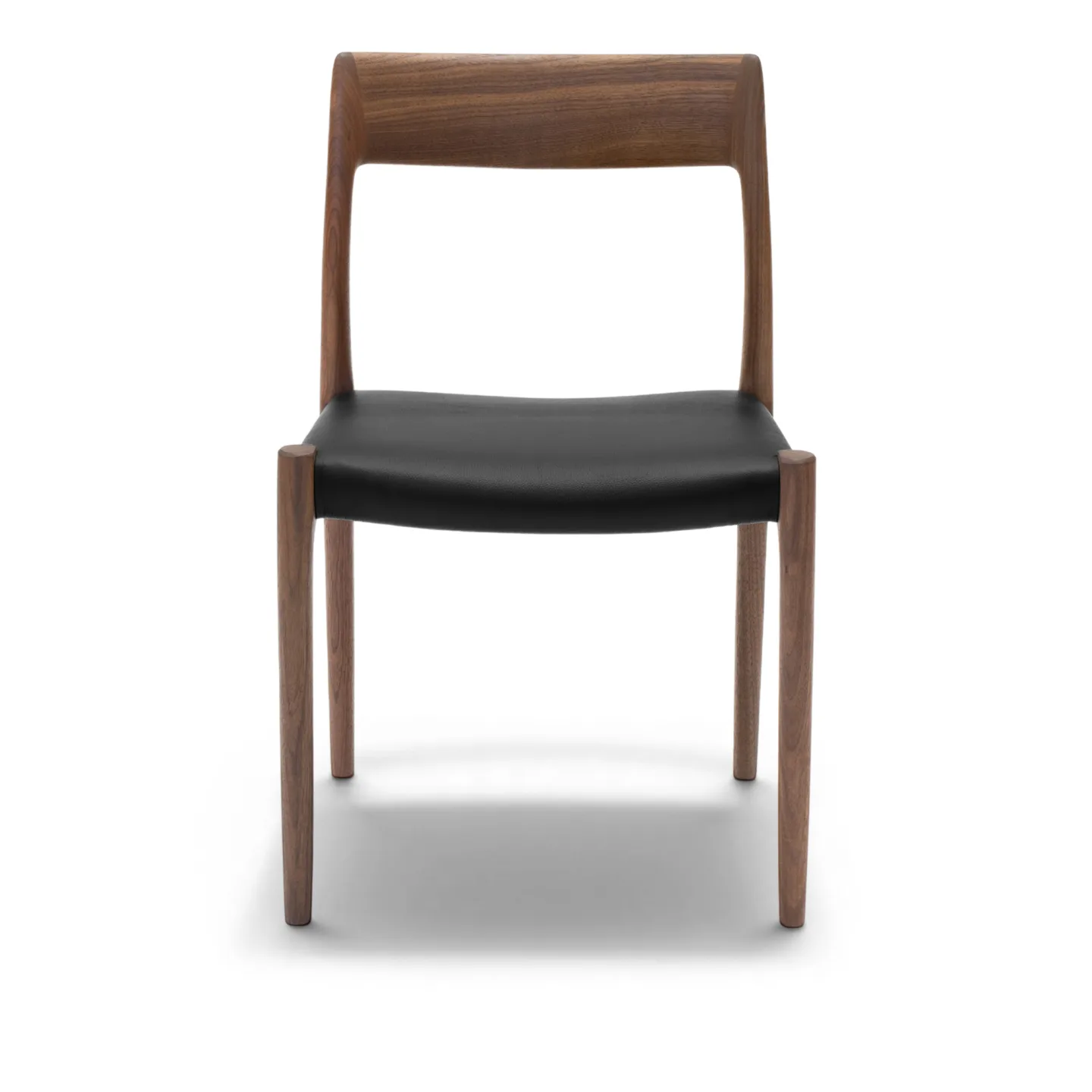 J.L. Møller - Model 77 dining chair Walnut, Oil, Leather – Roma 907 - Matstolar - Niels Otto Møller