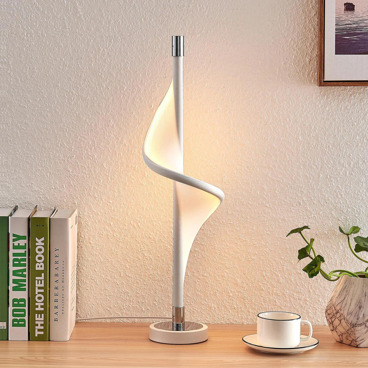 Edano LED Bordlampe White/Chrome - Lucande - Stue - Moderne - Stof / tekstil