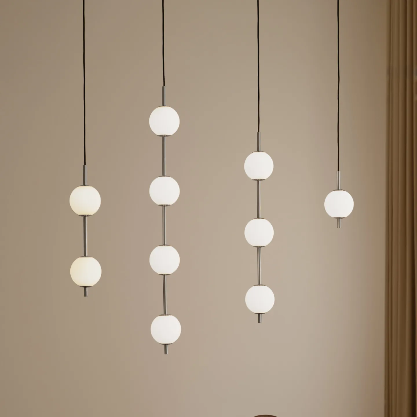 Audrey LED-hengelampe, stålfarget, 4 lyskilder, Ø 12 cm - UMAGE - Stue - Design - Metall - Med flere lyskilder