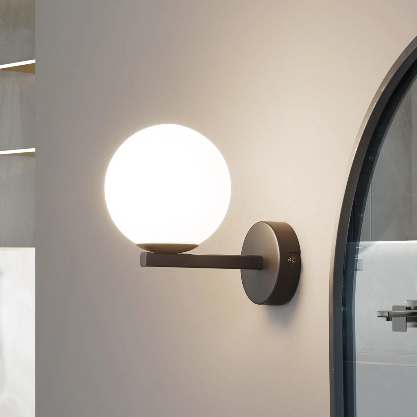 Bidolo Wandleuchte IP44 Schwarz - Lucande - Badezimmer - Glas - Kugel