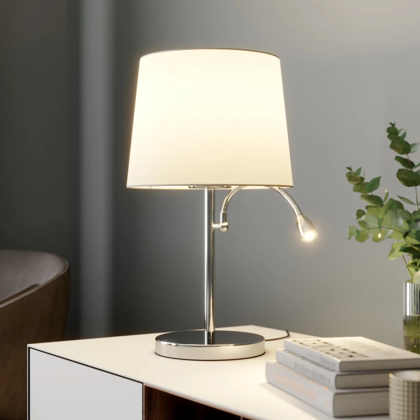 Benjiro Bordslampa White/Chrome - Lindby - Vardagsrum - Modern - Tyg / textil - Med flera ljuskällor