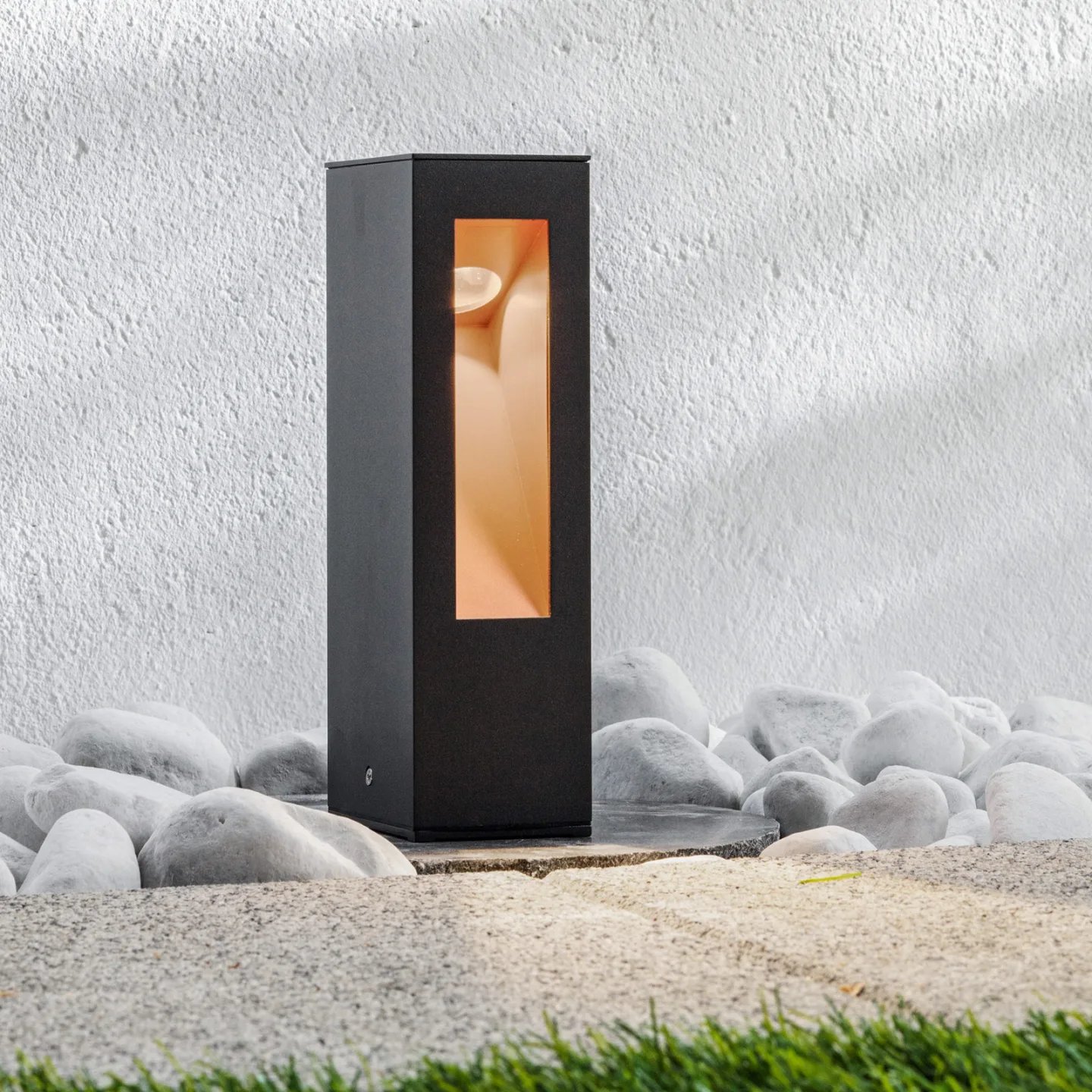 Jenke Außen Gartenleuchte Graphite/Matt Gold - Lucande - Modern - Metall - Einflammig