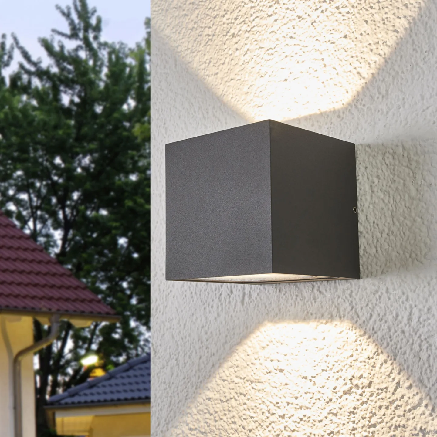 Merjem LED-Außenwandlampe, 10 cm, up/down, IP54 - Lucande - Balkon - Modern - Aluminium - Eckig