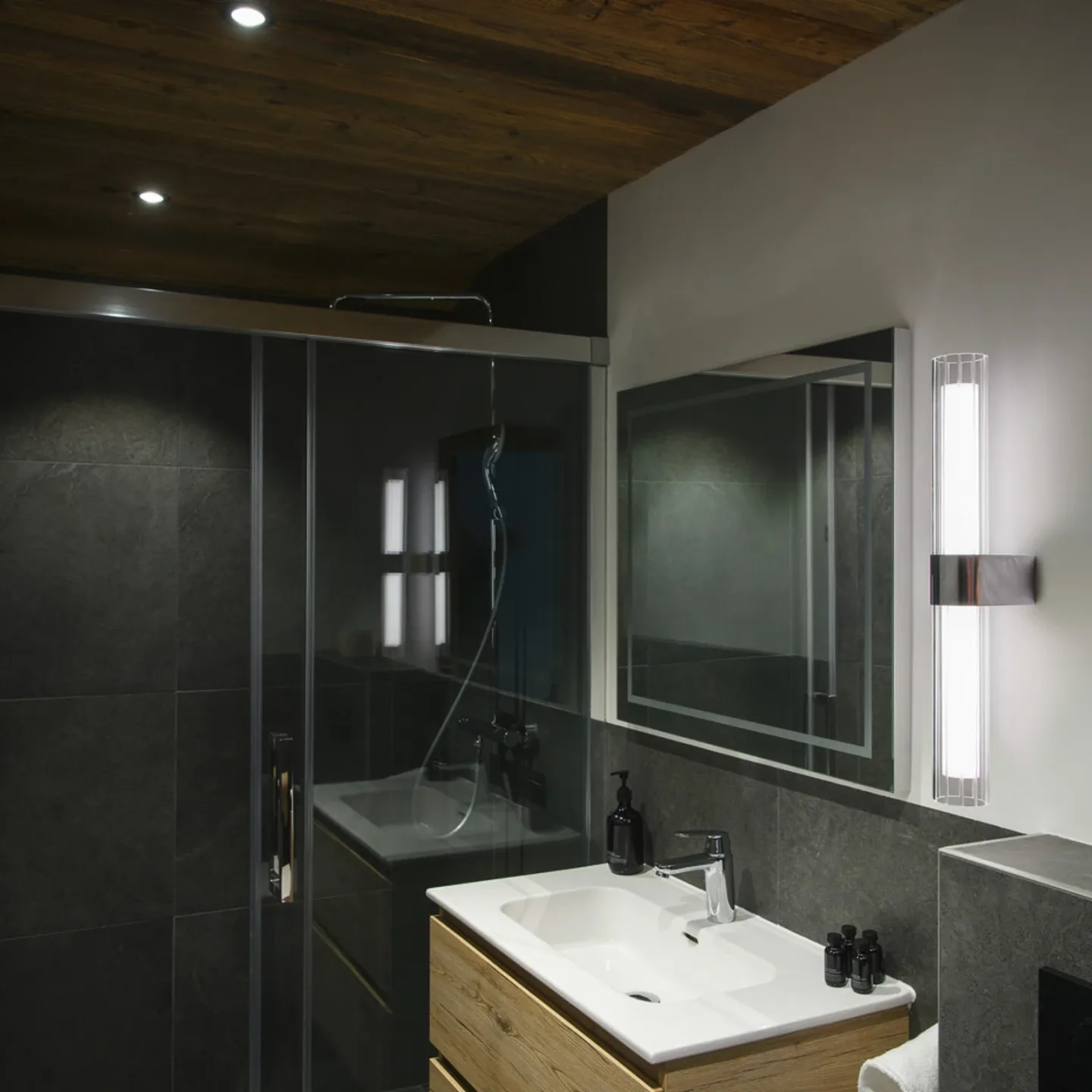 Lygant double LED-Wandleuchte, chrom, IP44, Alu, Glas - SLV - Badezimmer - Modern - Aluminium - Mehrflammig