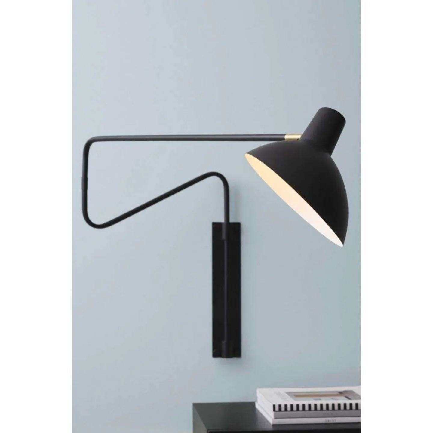 Halo Design - Metropole Deluxe 23cm - Vägglampa - Svart