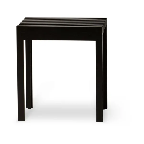 Form & Refine Lightweight pall 40x45 cm Black