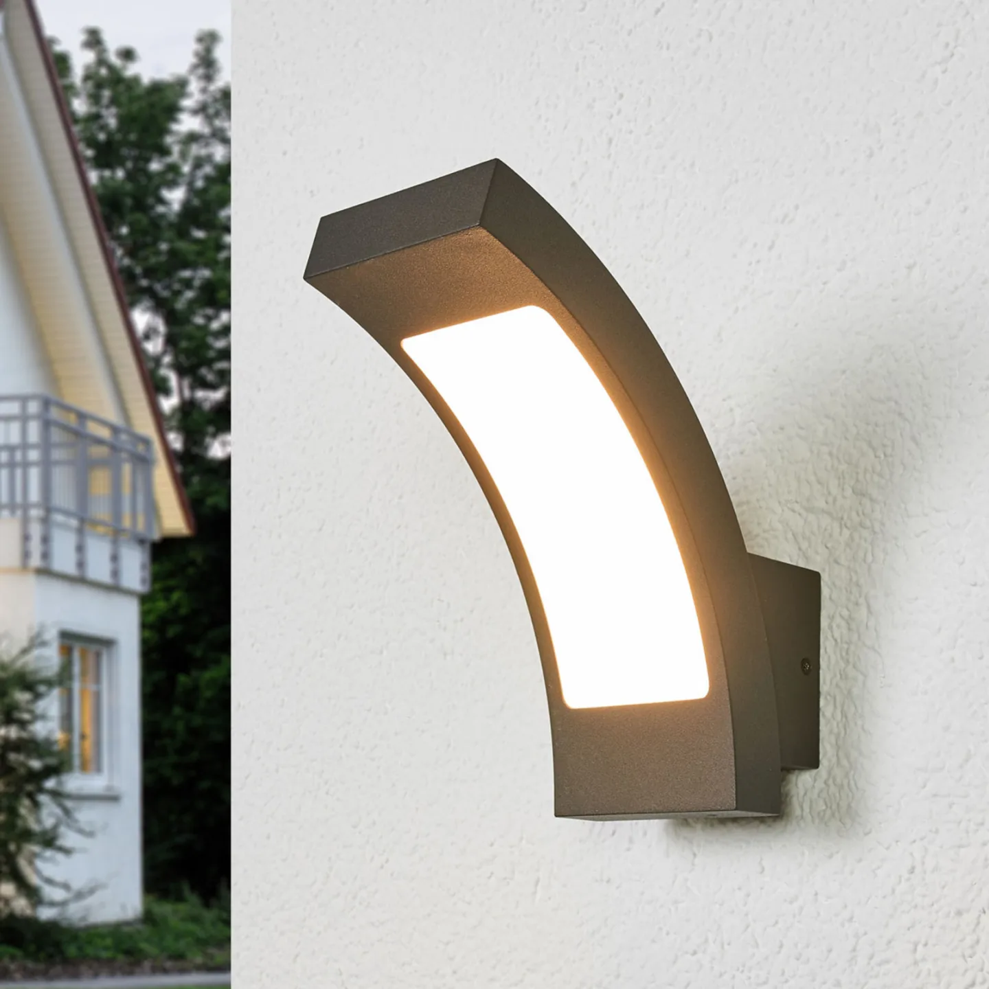 Juvia LED Udendørs Væglampe Graphite - Lucande - Moderne - Metal - Med én lyskilde