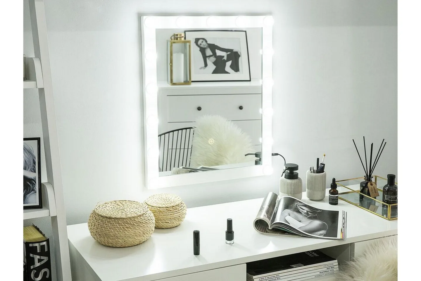 Saven Spegel LED 50x60 cm - Transparent