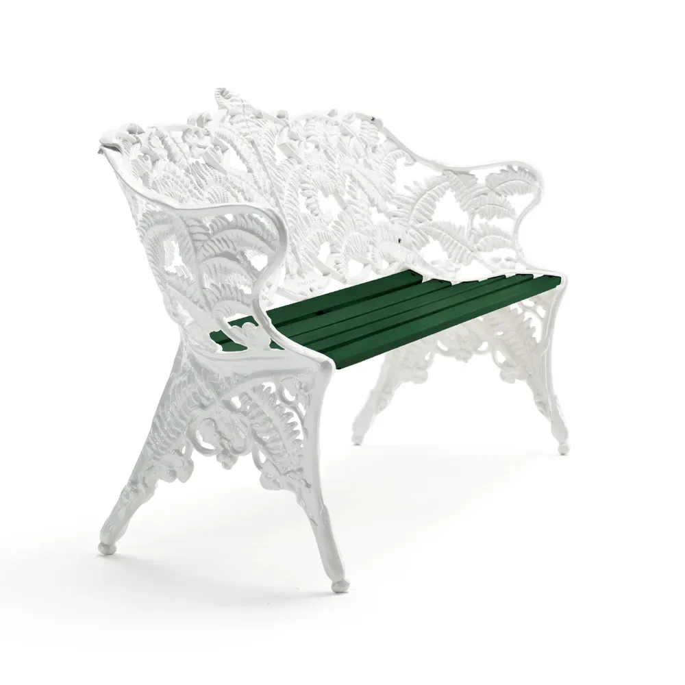 Byarums bruk Classic Sofa Grün, weißes Stativ