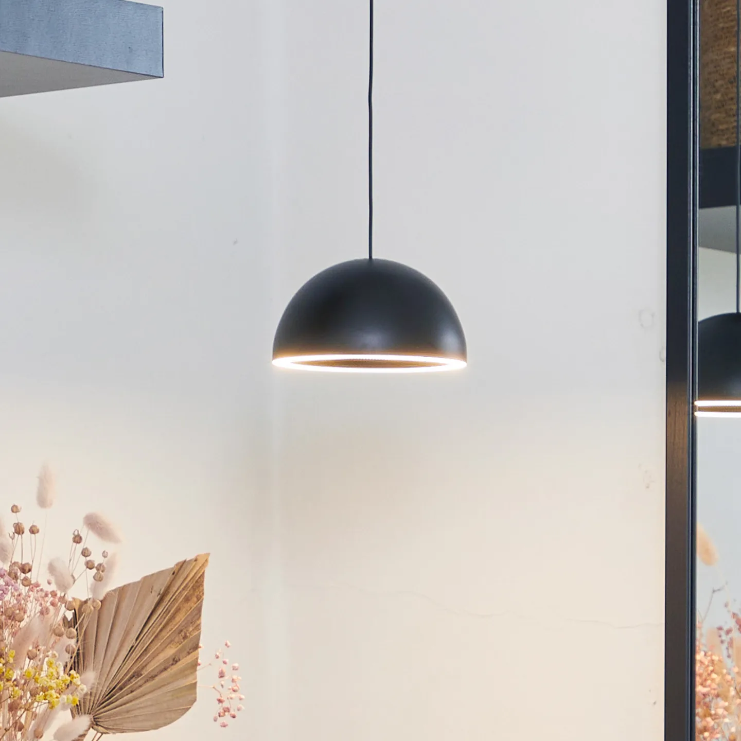 Curve Pendelleuchte Black - Loom Design - Wohnzimmer - Modern - Aluminium - Einflammig