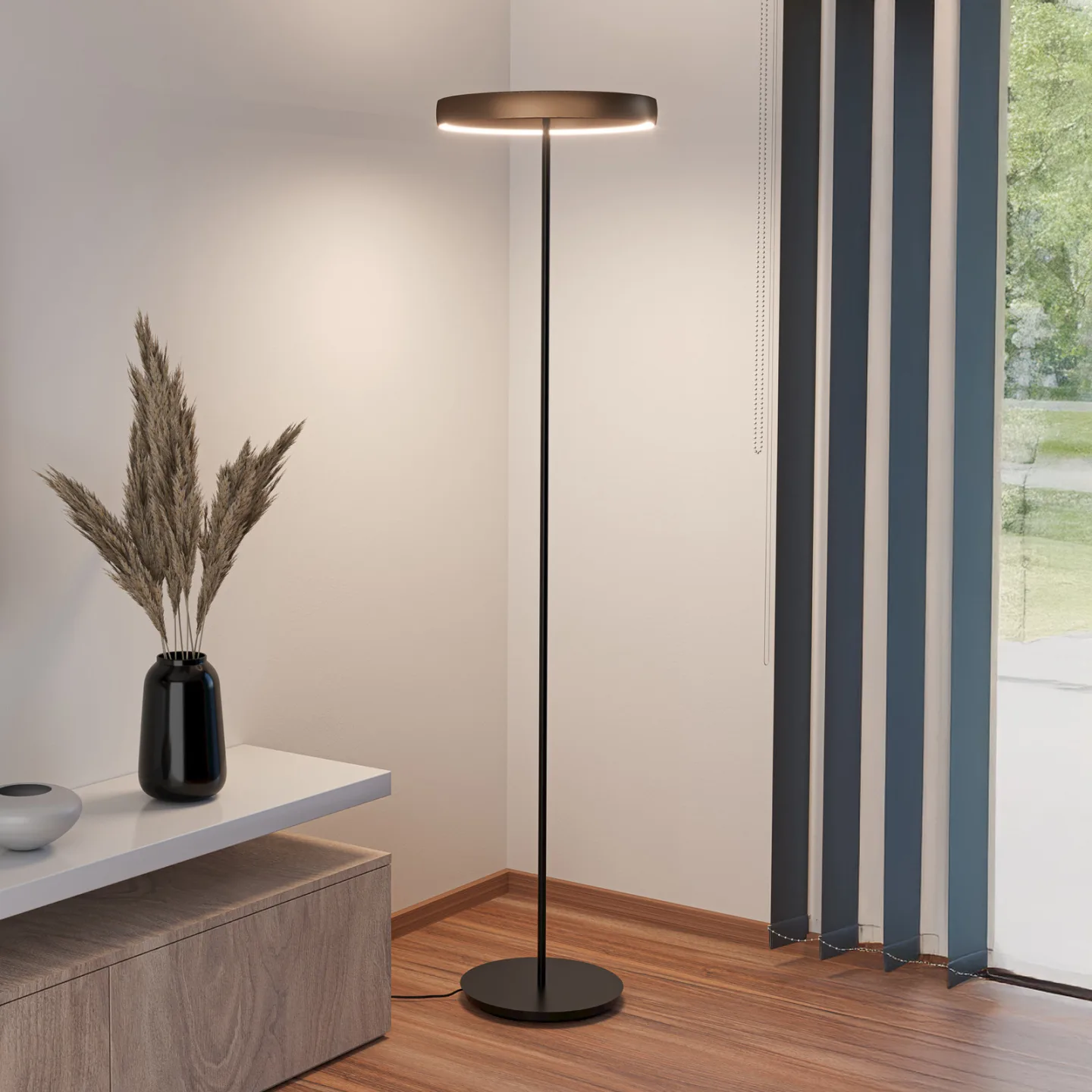 Trabuco LED-gulvlampe, sort/brun, 175 cm – Stars of Light - Stue - Moderne - Aluminium - Med én lyskilde