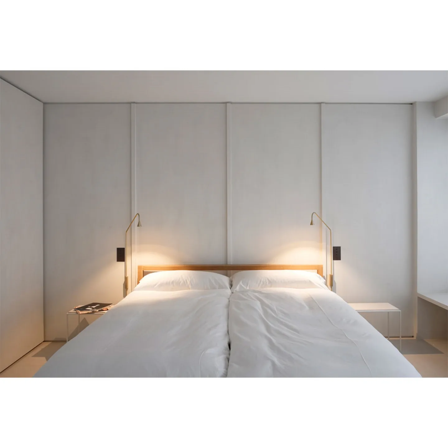 Austere W Vegglampe Messing - Trizo21 - Stue
